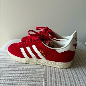 Adidas Gazelle sneaker, Size 6, red and white, never worn!